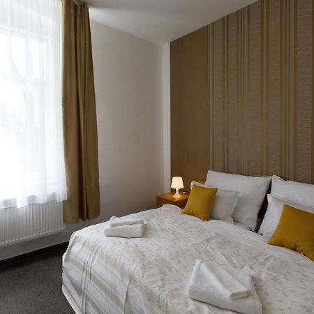 Litvan Sunset Apartments Ceske Budejovice Exterior foto